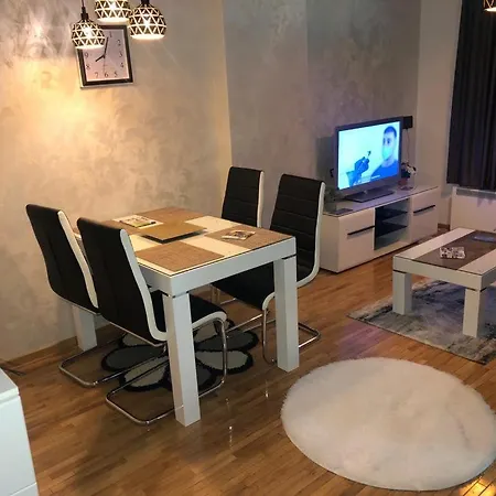 Kraljevi Cardaci Sadikovic Sa Garazom * Kopaonik