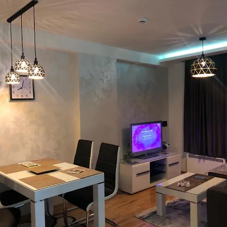 Kraljevi Cardaci Sadikovic Sa Garazom Appartement