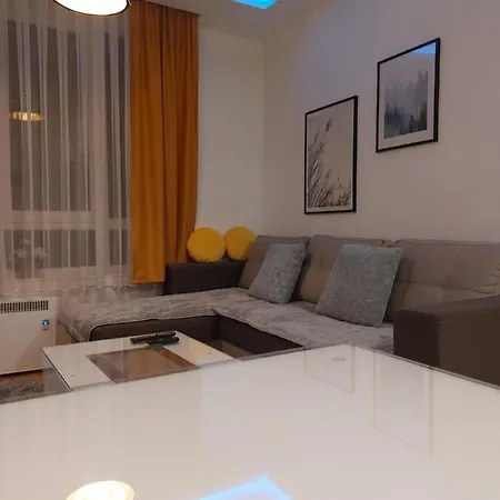 Appartement Kraljevi Cardaci Sadikovic Sa Garazom Kopaonik