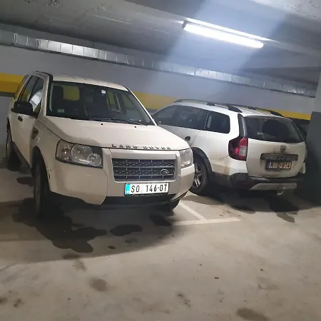 Kraljevi Cardaci Sadikovic Sa Garazom Apartament *