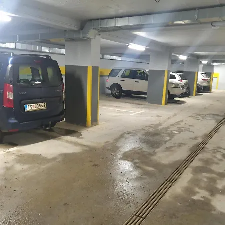 Appartement Kraljevi Cardaci Sadikovic Sa Garazom *