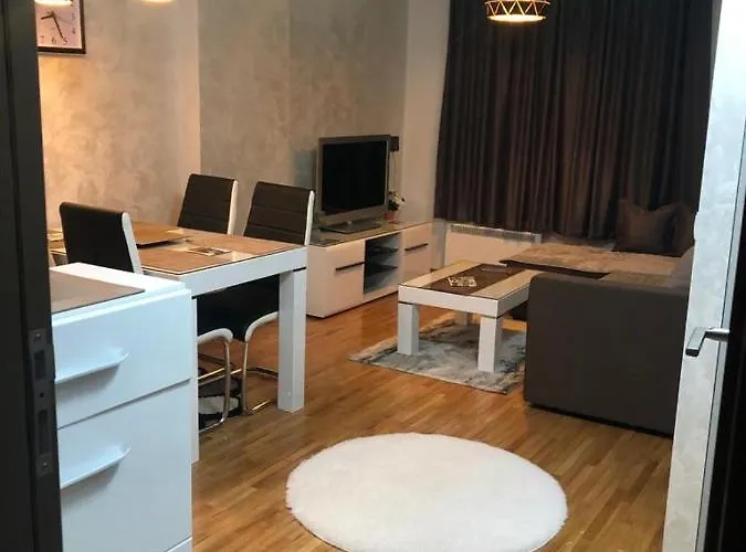 Daire Kraljevi Cardaci Sadikovic Sa Garazom Kopaonik