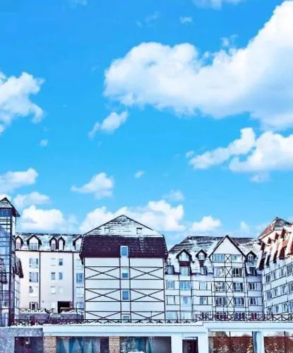 Kraljevi Cardaci Sadikovic Sa Garazom Daire *