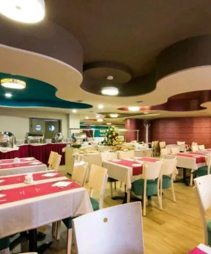 Kraljevi Cardaci Sadikovic Sa Garazom